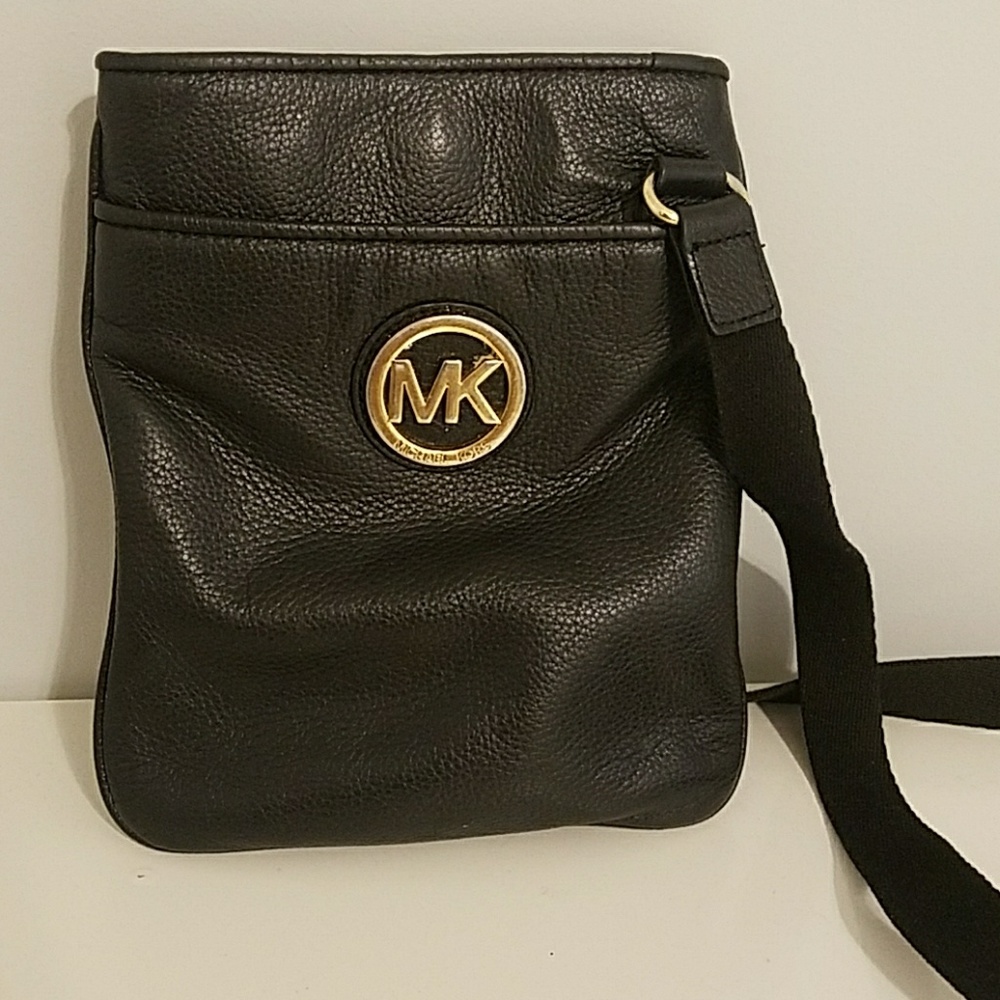 Authentic Michael Kors cross body